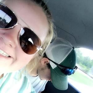 Meet your Posher, Abigail